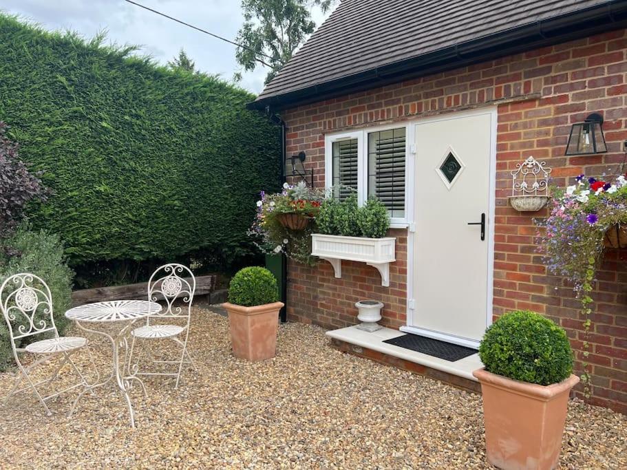Apartment Boutique Style Self Contained Annexe With Garden