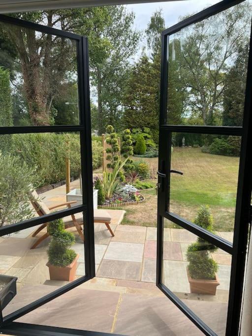 Apartment Boutique Style Self Contained Annexe With Garden Mursley