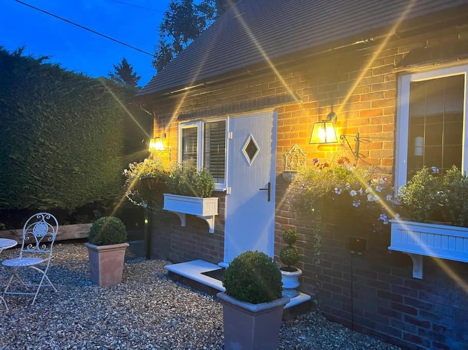 Boutique Style Self Contained Annexe With Garden * Mursley